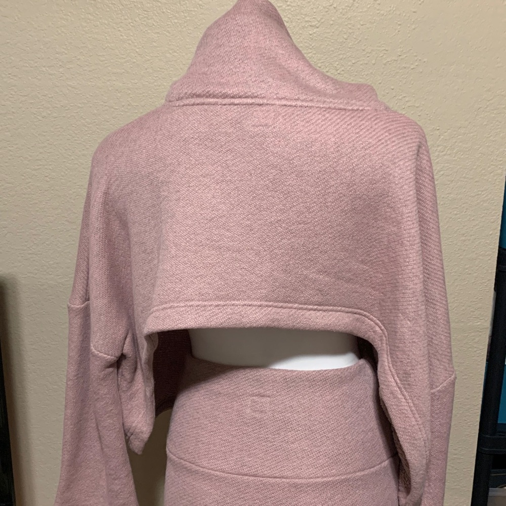 LMT: Free People Milley Co-Ord Open Back Pink Sweater and Skirt Set - Picture 10 of 16